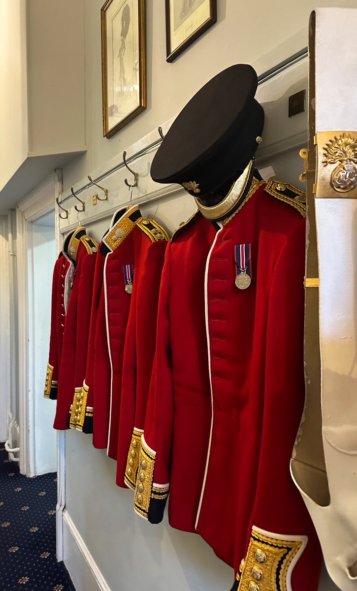 c_k_lynch's tweet image. Grenadier Guards