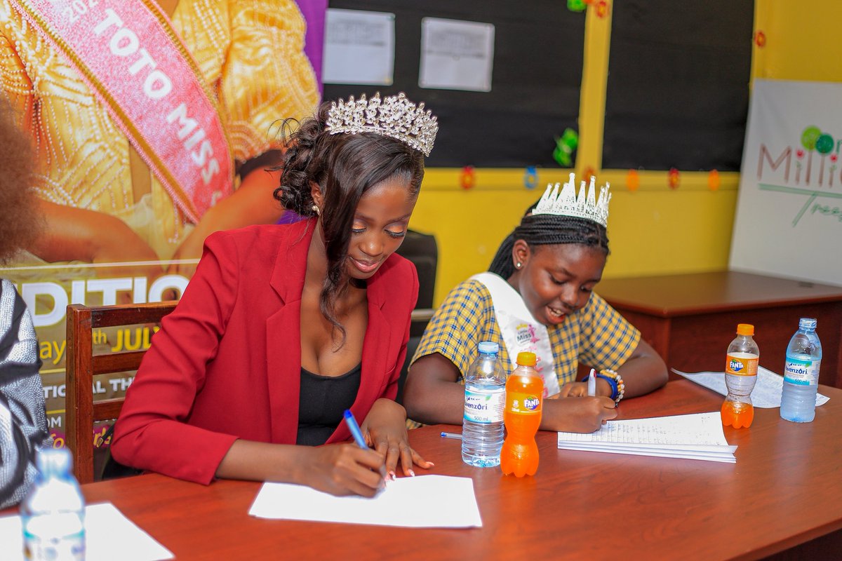 MercyBrightieN's tweet image. Are you all ready for the @Littlemissuniv1 auditions this Sunday at the @NationalTheatre ?!
Buckle up
#lifeovaqueen