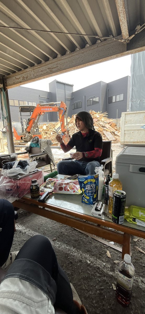 Hs50051322's tweet photo. やっと箕面の現場の内装解体終わった。。。
ここで何回ほど腰いわされたことか https://t.co/zRhRyWgB8P