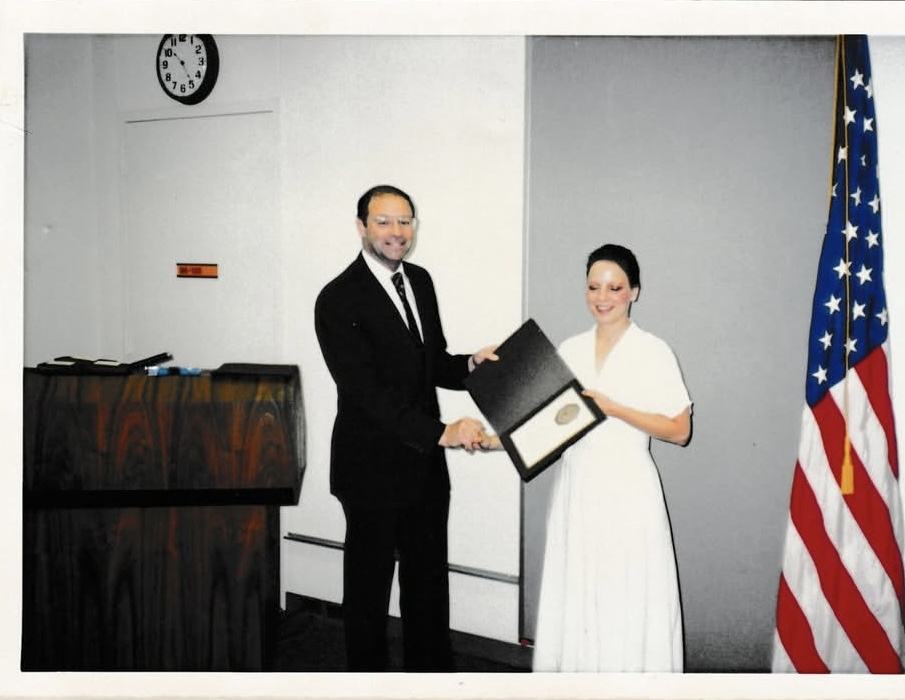 AngelaFordRV's tweet image. Here is a little piece of RV history for you today. In this photo I am receiving an award for my remote viewing abilities and a subsequent promotion from Dr. Jack Vorona. Without Vorona, the Stargate program would never have survived. While attending Duke University he fell in…