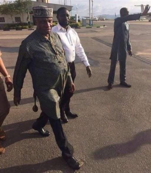 See the stomach of someone that said he is hungry!