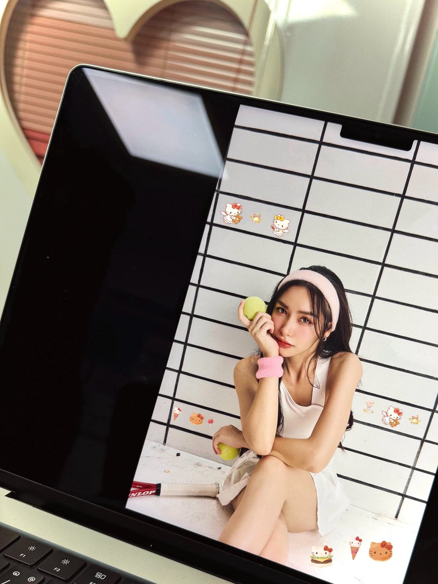 Lookkaeww_k's tweet photo. เสิร์ฟลูกได้เป็นสิบ แต่เสิร์ฟใจเนี่ย..ให้เธอได้คนเดียว~ ˙🔺✧˖°🎾 ༘ ⋆｡˚

ETERNAL LOVE WITH LK 03
#lookkaewkamollak https://t.co/2kKKOFGzt3