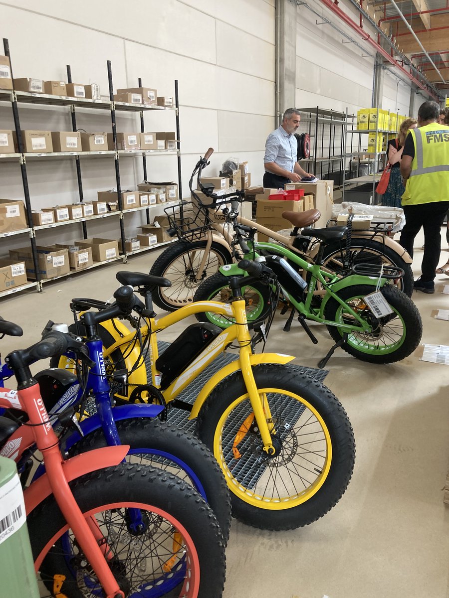 Bilan Parcours des Possibles et visite campus #FMSAcademy et pôle logistique St-Geours-de-Maremne.
Des #jeunes en situation de handicap ont exploré les 5 secteurs de l’entreprise pendant 5 semaines.
Bravo à Louis, accompagné par Laetitia dans ce parcours.
 Merci pour  l’accueil