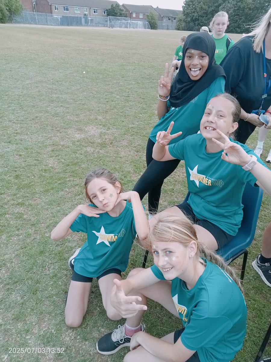 Celebrating getting into the 4x200m final!