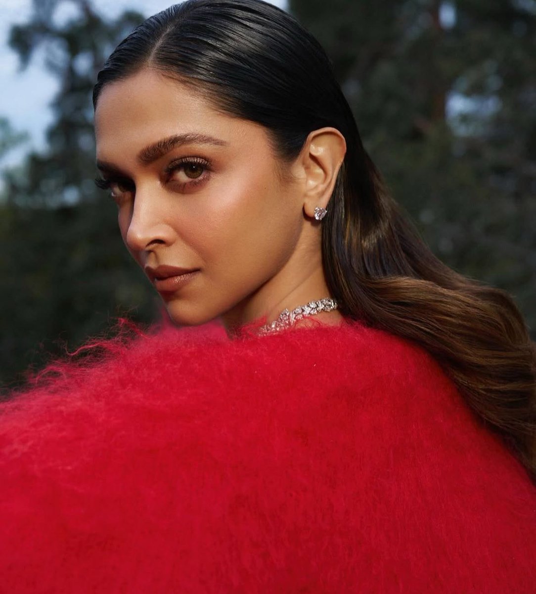 She does it, again! #DeepikaPadukone - from TIME Magazine, FIFA, BAFTA, First globally luxury brand ambassador for LV, Cannes Jury to THIS - Her star on the Hollywood Walk of Fame is a testament to her hard work and dedication. India will find its star on Hollywood Boulevard soon