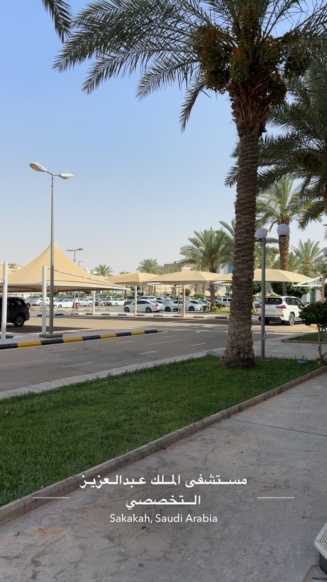 Mk_dr25's tweet image. من كثر ما عيادات الطب الباطني ممتعة وتنغمس فيها والله نسيت وين وقفت سيارتي 😄
