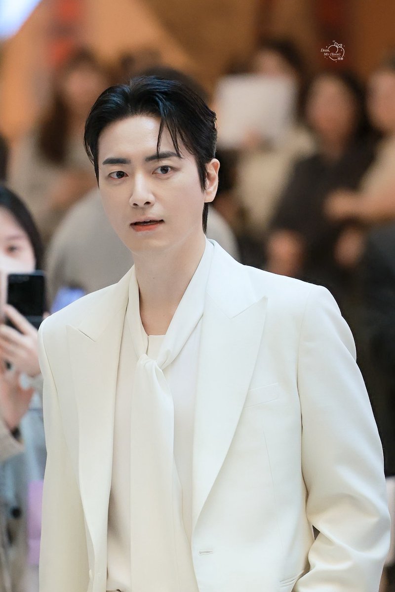 250410 설화수 윤조 에센스 팝업 스토어 포토콜 
롯데백화점 에비뉴엘 월드타워점 #이준혁 #이준혁_행복해라

; 밀키(아기멍게)엔젤