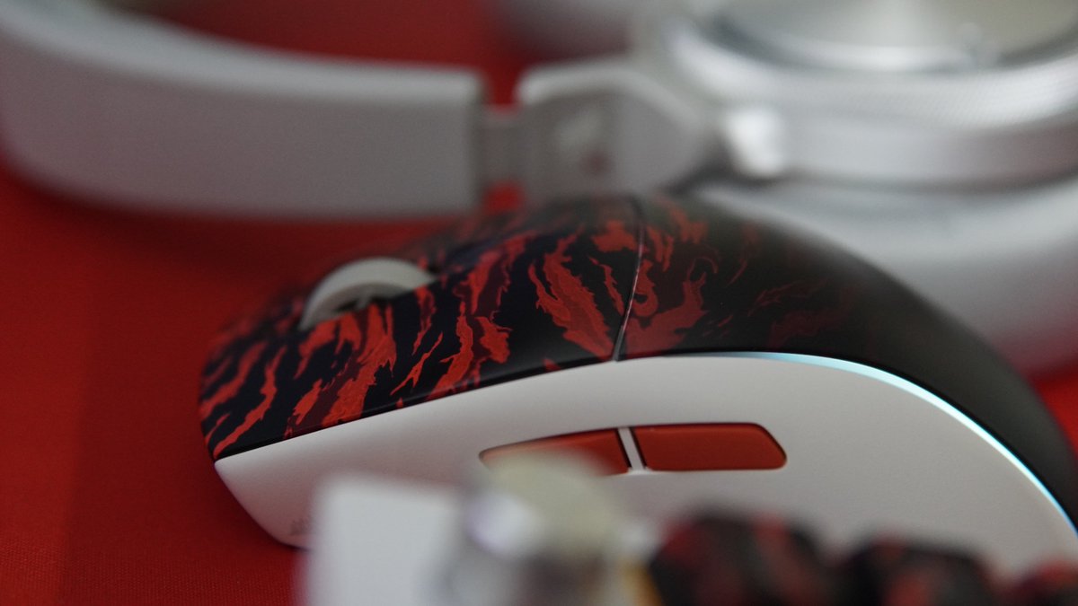 SCOTTYGETFLOPPY's tweet image. Tigerstripe Red... 🤤