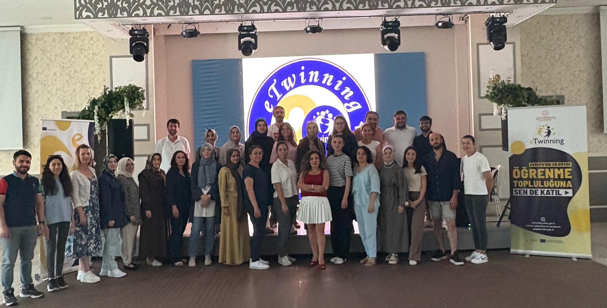 🔹Müdürlüğümüz tarafından düzenlenen "Bilimle Yola Çık, Projeyle İz Bırak! Yaz Dönemi Öğretmen Eğitimleri" kapsamındaki "eTwinning Proje Hazırlama Atölyesi" 
tamamlandı.

<a href="/tcmeb/">Millî Eğitim Bakanlığı</a> <a href="/Yusuf__Tekin/">Yusuf Tekin</a> 
<a href="/MucahitYentur/">Murat Mücahit Yentür</a>