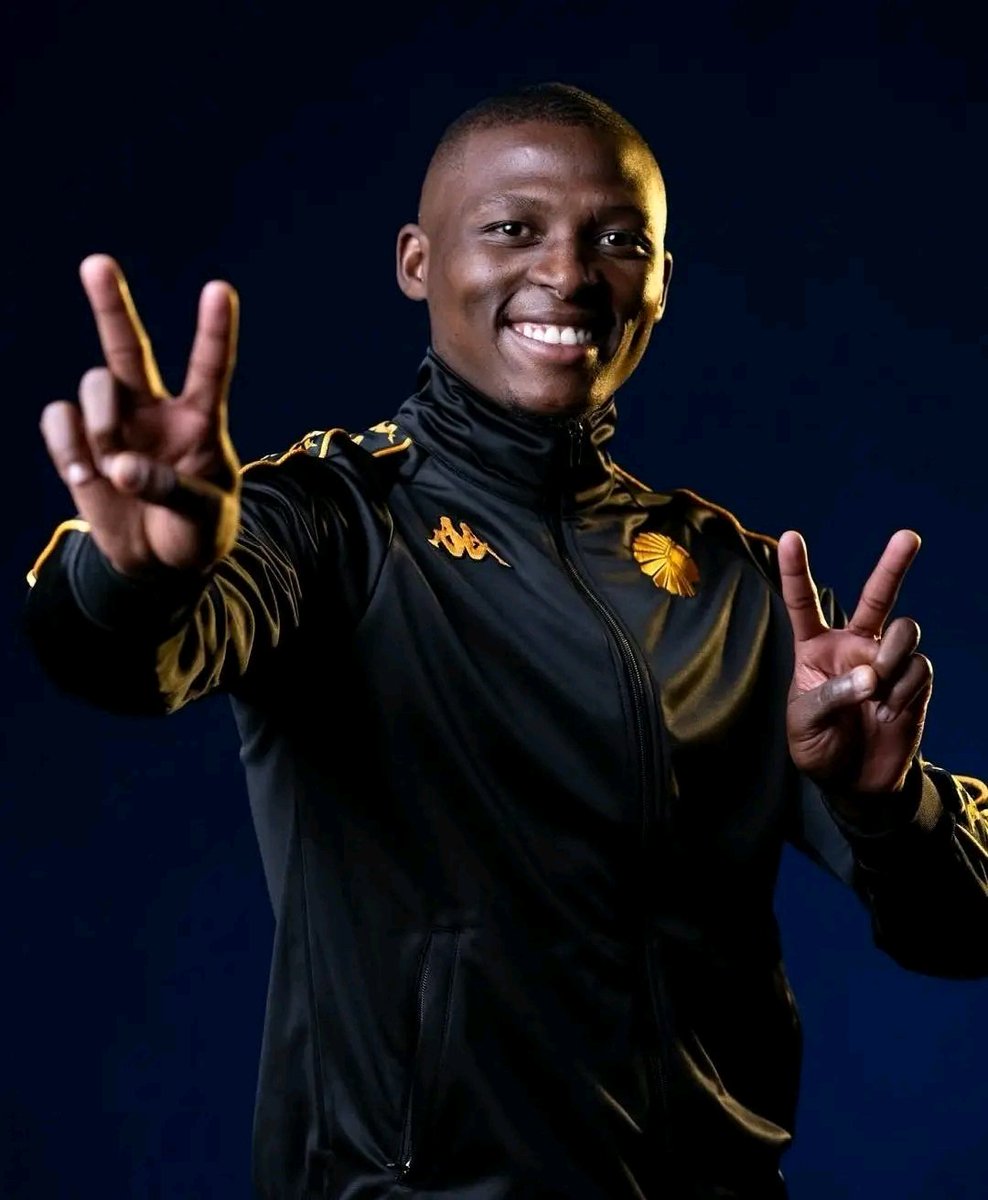 U_F_Hub's tweet photo. 🌍 South Africa

Player Movement

#KaizerChiefs confirmed players

Your thoughts please... https://t.co/EkprSi4hQl