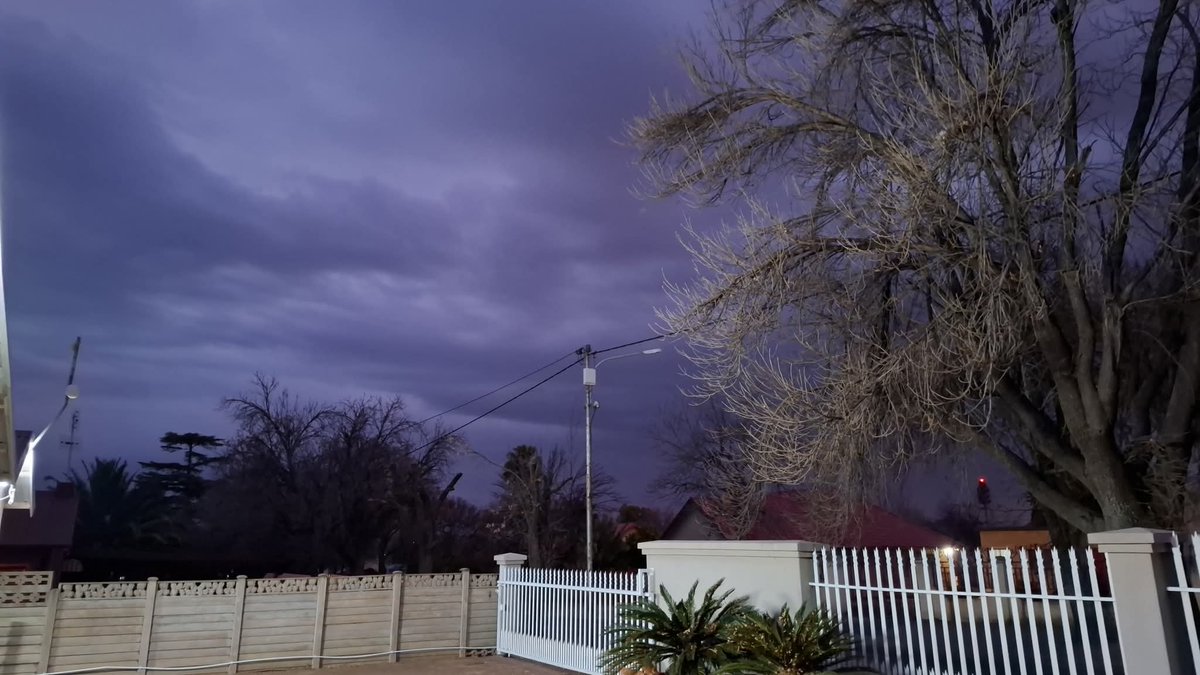ReenvalSA's tweet photo. Huidiglik in #Kroonstad,  beeldskoon!
📷Charne Louw https://t.co/oVGi20te2m