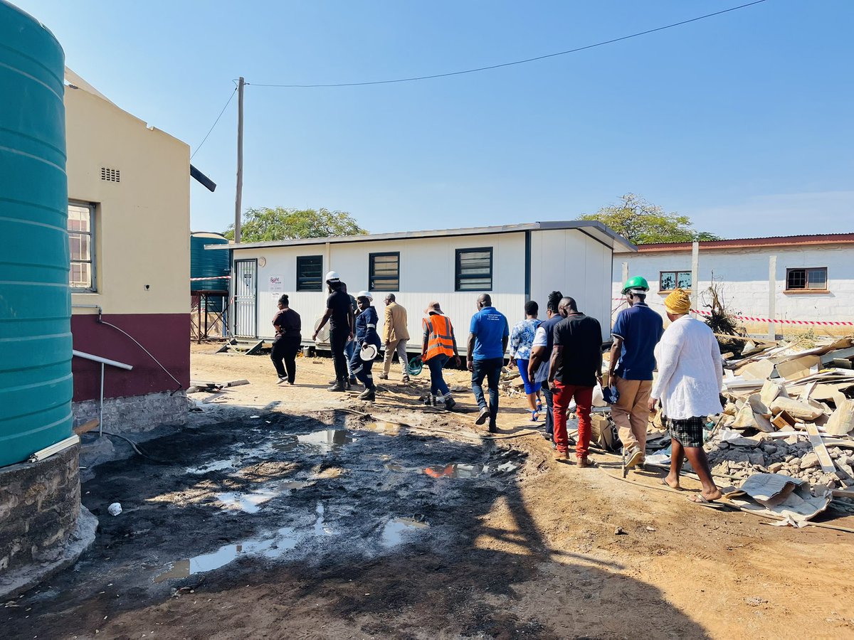 EFFward11's tweet image. ♦️FIGTREE CLINIC♦️
Ward Cllr Mafia Fane did a site inspection and attended the progress meeting at the Figtree Clinic, KaHoyi Village Ward 11 earlier today. There’s construction work that is currently underway at the clinic with aim of improving its facilities to meet the…