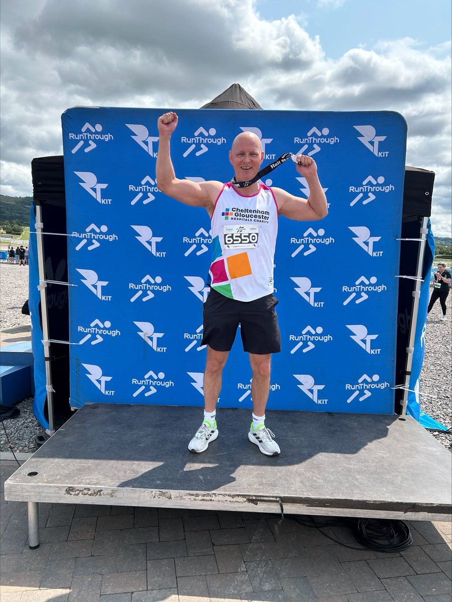 🏃‍♂️👏 Huge congratulations to Cheltenham MP, Max Wilkinson, who raised £2,235 for The Big Space Cancer Appeal after being challenged by Health Minister Ashley Dalton to take on a half marathon at Cheltenham Running Festival! 💙 #TeamNHSGlos