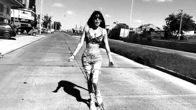 Karai mburuvicha si che ndaha'ei kuña mbaere piko nde reindy ojogua travestipe, mborayhu?!