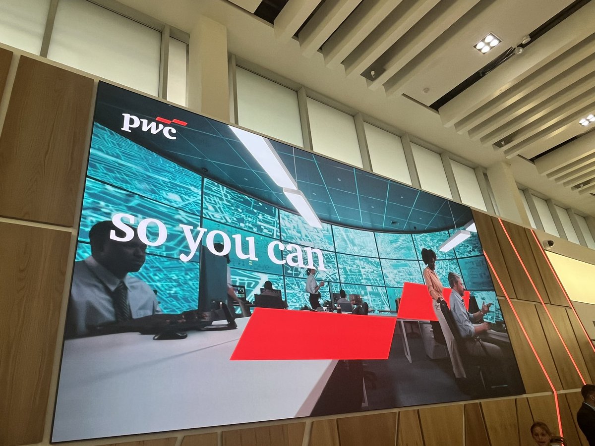 It’s official. I’m a loser. Taking out my phone to take a pic of <a href="/PwC/">PwC</a> adverts at the airport. Can’t lie - great to see #SoYouCan #PwCProud <a href="/PwC_UK/">PwC UK</a>