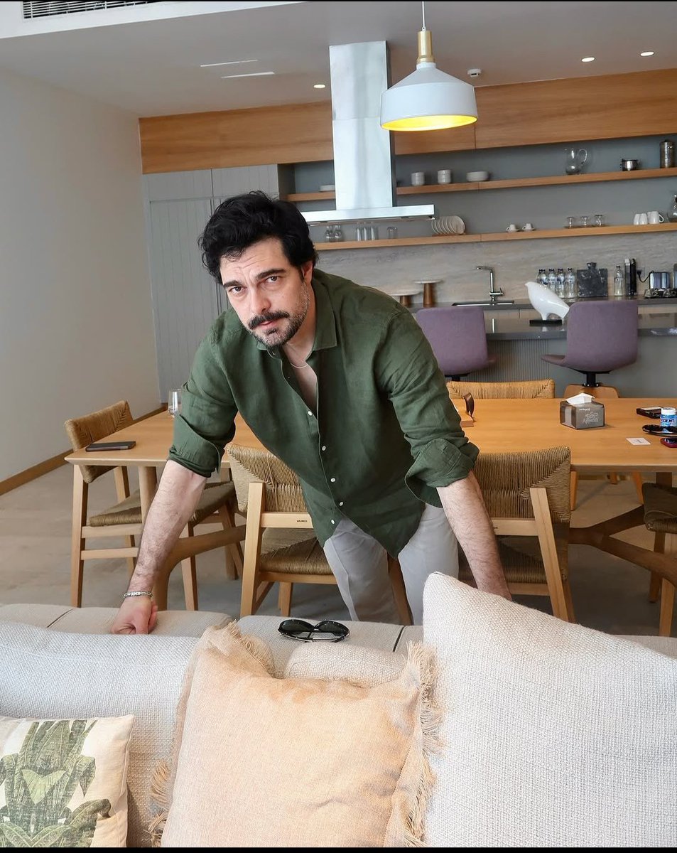 Halil İbrahim Ceyhan eğer bize fotoğraf atmazsan Eser Eda bisse Melisa delingo tarık artık kim olursa bunlara Halil nerde diye baskı yapacağız Eseri büyük bir linç bekliyor haberin olsun 
#HalilİbrahimCeyhan 
<a href="/halilibrahimin/">Halil İbrahim CEYHAN</a>