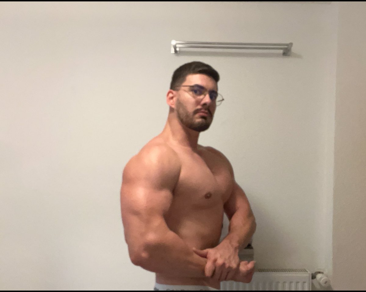 cryn_r6's tweet image. 2023 vs 2025