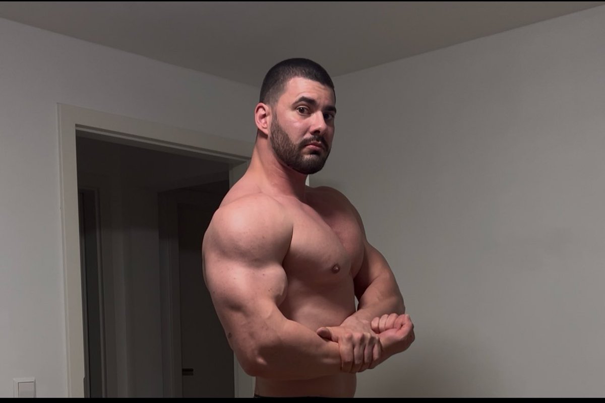 cryn_r6's tweet image. 2023 vs 2025