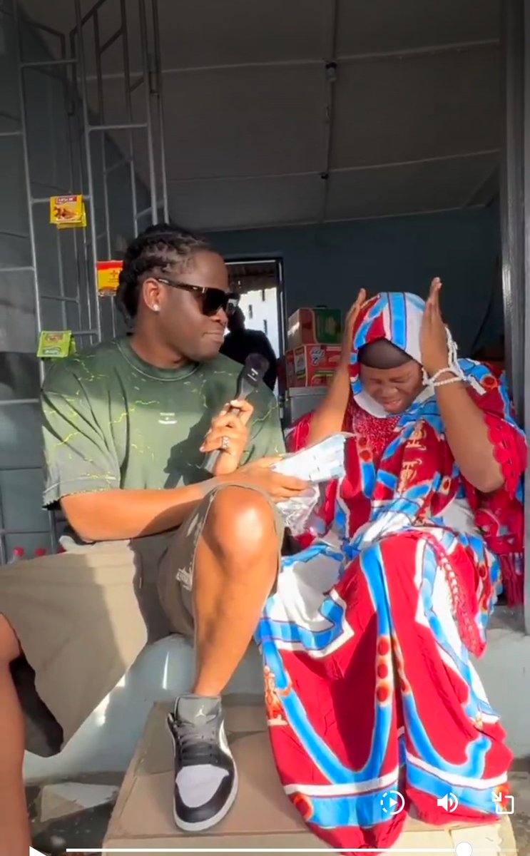 MartinsQuirk's tweet image. There are days when nothing happens and there are days when decades happens