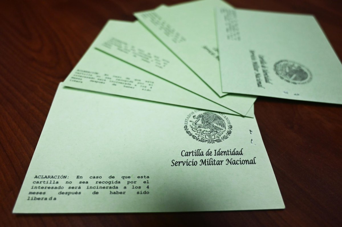 AytoXalapa's tweet photo. 📢 ¡Atención, jóvenes de la Clase 2007 y Personal Remiso! 🙋🏻♂️🙋🏽
¿Ya tramitaste tu Cartilla del Servicio Militar Nacional? 🪪
👇🏼 Requisitos:
https://t.co/GjBUjB1LmN.
Informes:
📞228 290 1017 ext. 1143.
📲 2282 778 520.
#TrabajoYTransparencia
#CartillaMilitar
#Clase2007
#SMN https://t.co/oundT87QPr