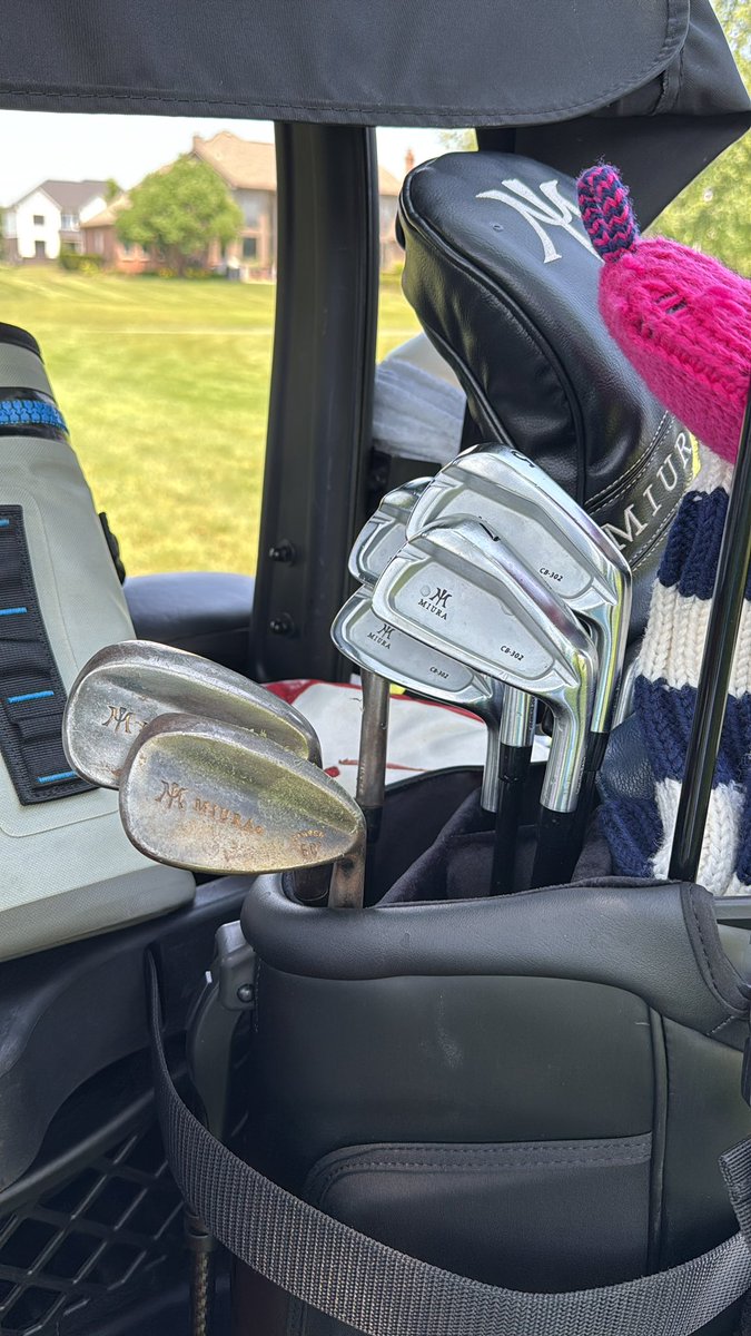 Panger40's tweet image. Just getting ready for @ctmascaro show later tonight. 42 ball putting drill 1st and then the @MiuraGolfInc sticks get a work out.