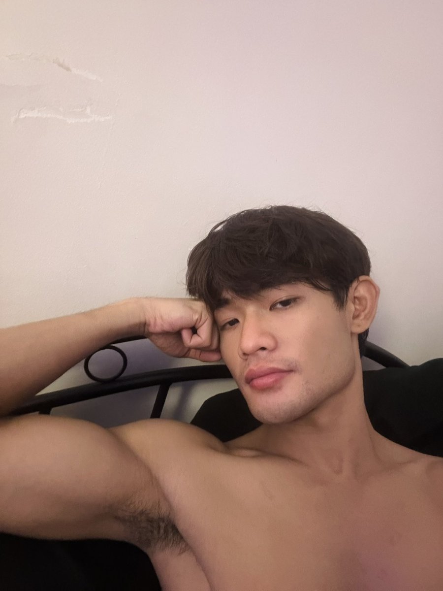 TADASHI (TOKYO: MAY 1-7) (@fcknjelo) on Twitter photo baka pagod ka na magscroll, higa ka muna 😖 baka pagod ka na magscroll, higa ka muna 😖