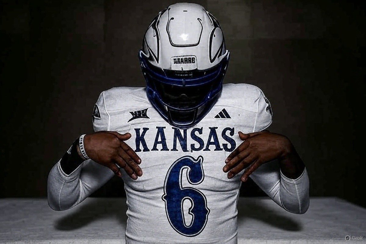 phoggy (@phoggythoughts) on Twitter photo Imagine the black unis but they are color swapped to white 🤔
Thank you <a href="/Irrational41Jay/">Irrational 1941 Jay</a> for the mock up Imagine the black unis but they are color swapped to white 🤔
Thank you <a href="/Irrational41Jay/">Irrational 1941 Jay</a> for the mock up