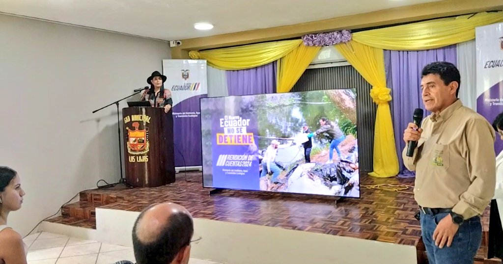 MAATE_Zonal7's tweet photo. 🗣️Desarrollamos la Audiencia Pública de #RendiciónDeCuentas 2024 en el salón de sesiones de la @AlcaldiaLLajas. Autoridades y beneficiarios de la gestión ambiental e hídrica de #Loja y #ElOro conocieron el trabajo territorial de esta cartera de Estado.
#ElNuevoEcuadorNoSeDetiene https://t.co/ENdyfevF0w