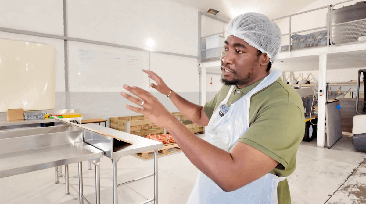 Get an inside tour of the new Food for People facility in Cape Flats, South Africa which produces thousands of meals a week, assisting communities to rise from poverty. See the article and video here:  zurl.co/vyEXZ 

#premrawat #tprf #stophunger
