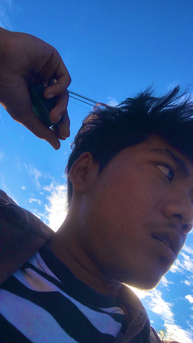 OyItsme2's tweet photo. Juli baru awalan sudah ada aja gebrakanya🐠 https://t.co/wfuNrYeavM