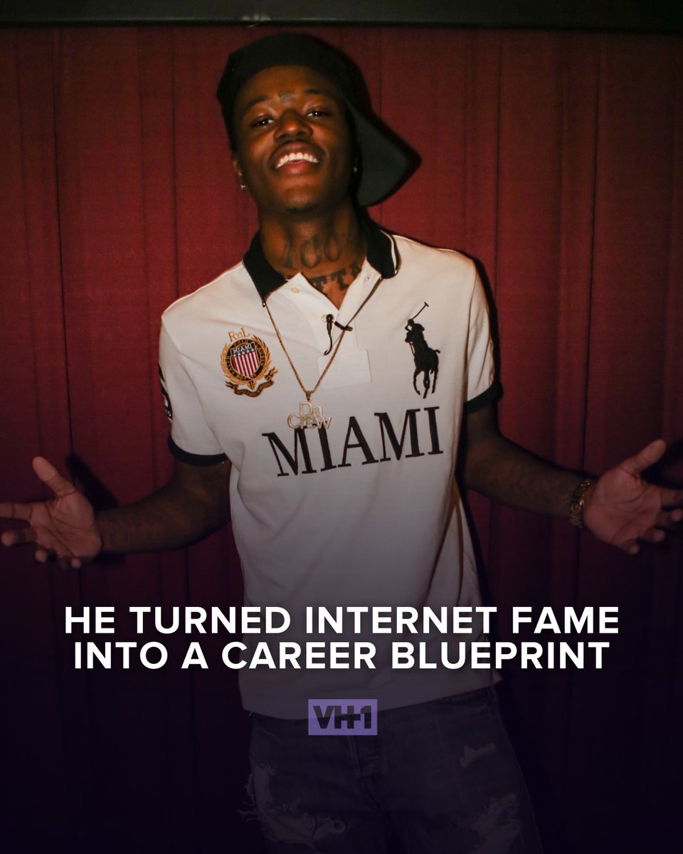 VH1's tweet image. From viral roasts to sold-out shows — DC Young Fly been funny, been booked, and always real. He’s not just funny. He’s influential.

#UnderTheirInfluence #DCYoungFly #VH1