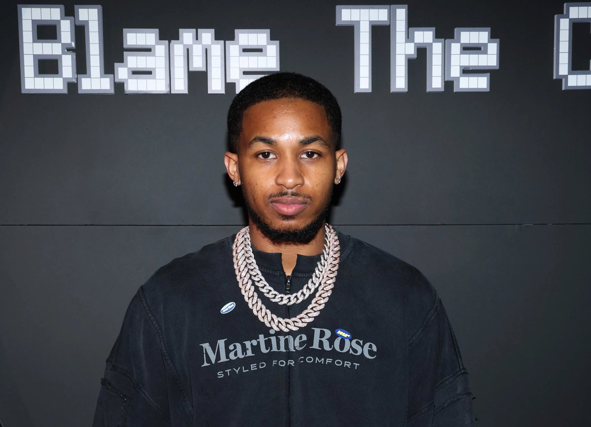 FearBuck tweet media