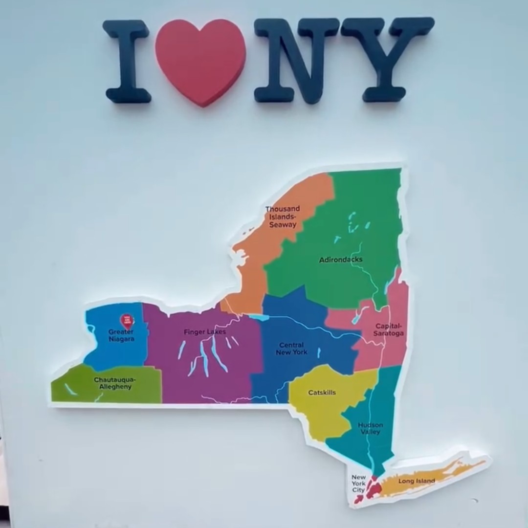 BufWaterfront's tweet image. There’s so much to ❤️ about NY! Stop by the @iloveny experience at Canalside from July 4th - 6th for photo ops, games, prizes & more!
buffalowaterfront.com/events/i-love-…