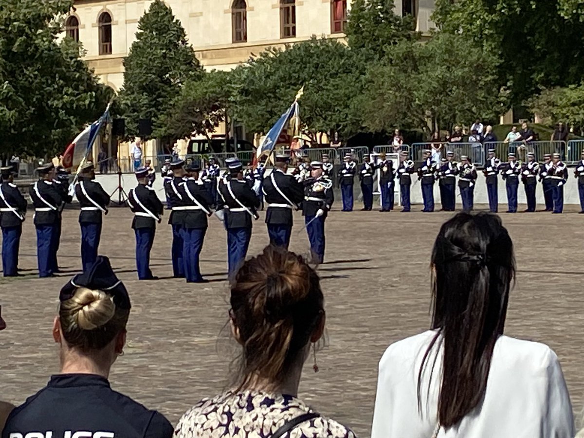 SecurityDriver_'s tweet image. Ce matin, le 3 juillet, les équipes de MCS ont eu l’honneur d’assister à la cérémonie d’adieu aux armes du général de corps d’armée Olivier KIM commandant de la région de gendarmerie du Grand Est et de la Gendarmerie pour la zone de défense et de sécurité Est.