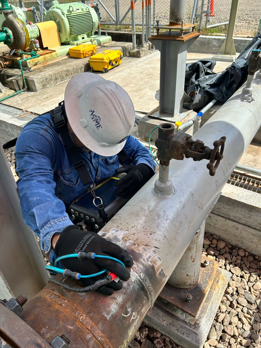 AnuarAmarC's tweet image. Realizando ultrasonido phased array 〰️ en soldadura 🧑🏼🏭 para verificar su integridad
#PAUT #PhasedArray #Ultrasonido #NDT #API #ASME #AWS #Barrancabermeja #Santander #Colombia