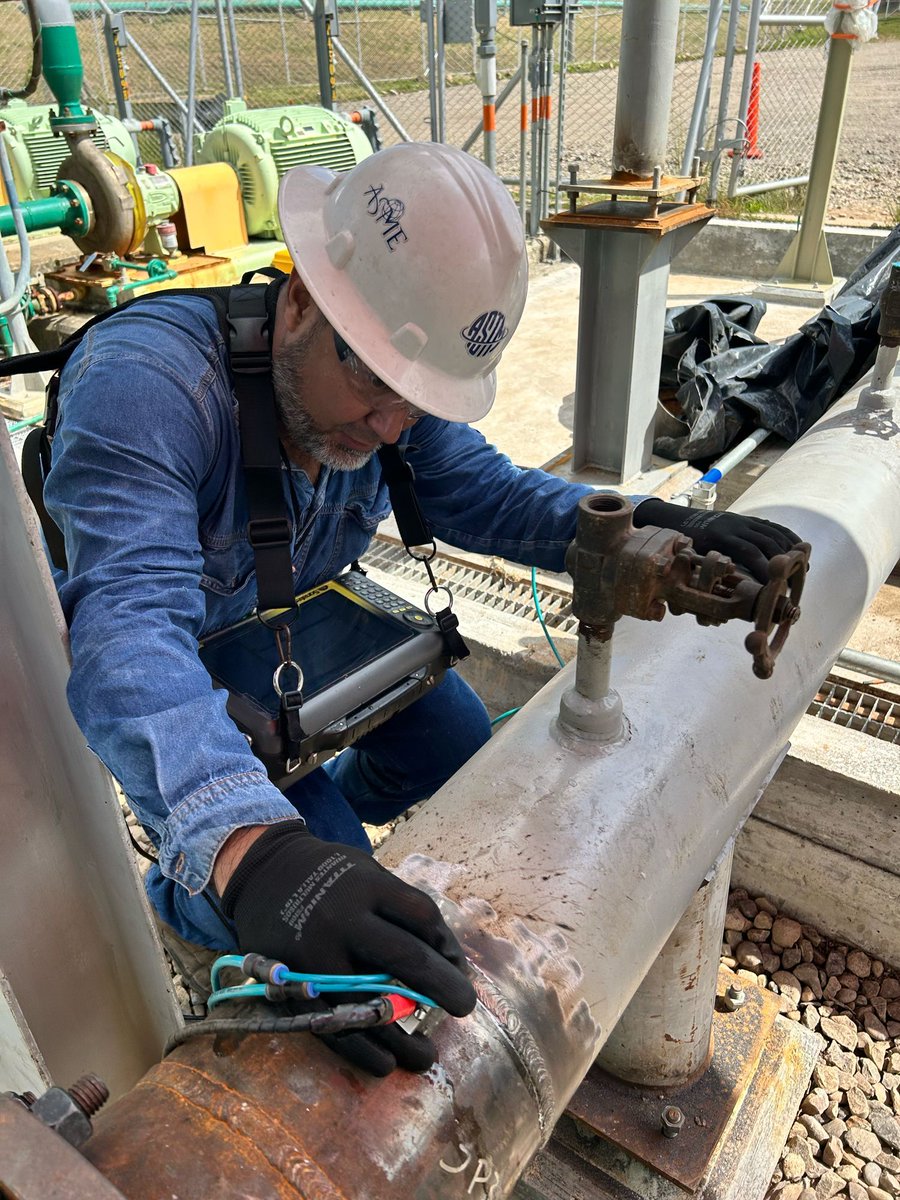 AnuarAmarC's tweet image. Realizando ultrasonido phased array 〰️ en soldadura 🧑🏼🏭 para verificar su integridad
#PAUT #PhasedArray #Ultrasonido #NDT #API #ASME #AWS #Barrancabermeja #Santander #Colombia