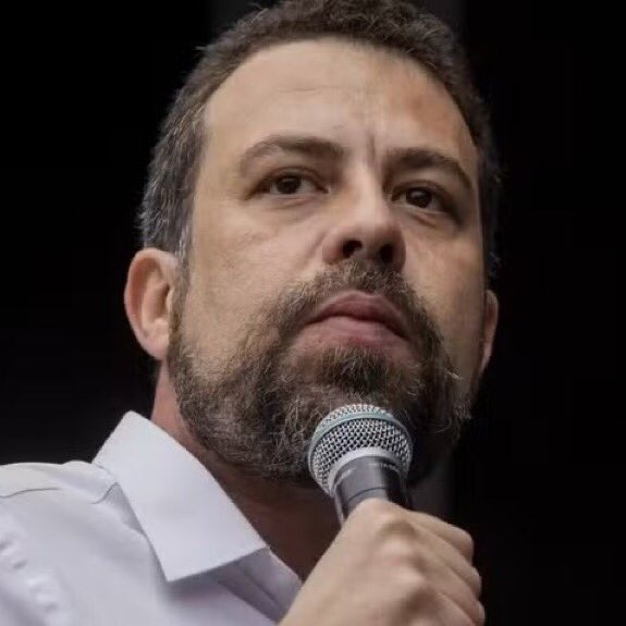 meioindep's tweet photo. 🚨ATENÇÃO: Boulos celebra invasão à sede do Itaú em São Paulo: “Pra cima!” https://t.co/MzDSEd4Ate