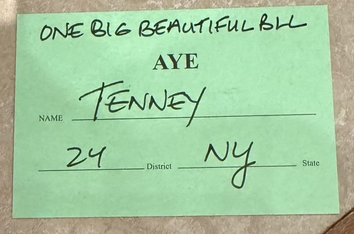 claudiatenney's tweet photo. Just cast my “AYE” vote for ONE BIG BEAUTIFUL BILL! Make America Great Again! 🇺🇸🇺🇸🇺🇸🙏🏻🙏🏻🙏🏻 https://t.co/JMRsEBkXBN