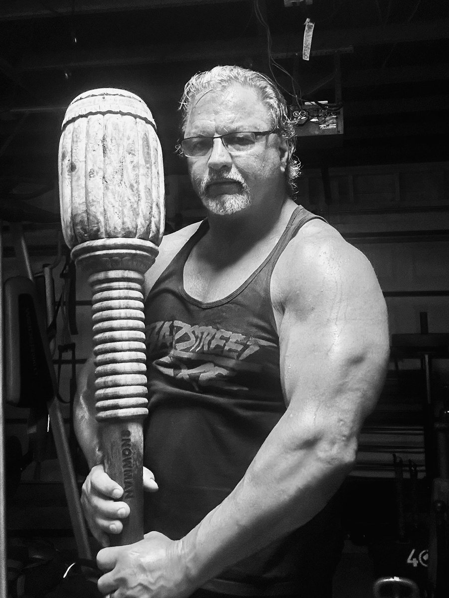 TheRealAlSnow's tweet photo. #CompetitionContinues #FitOver60 #GarageGym Swinging my Hand Carved Hanuman Gada today #90* https://t.co/VkHa5sQ0Oy