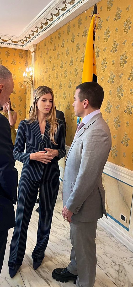 It was a great pleasure to meet and discuss with the President of Ecuador <a href="/DanielNoboaOk/">Daniel Noboa Azin</a> the interesting prospects of commercial collaboration and future investments.
On the side of growth and economic development for the well-being of communities.
<a href="/Webuild_Group/">Webuild</a>