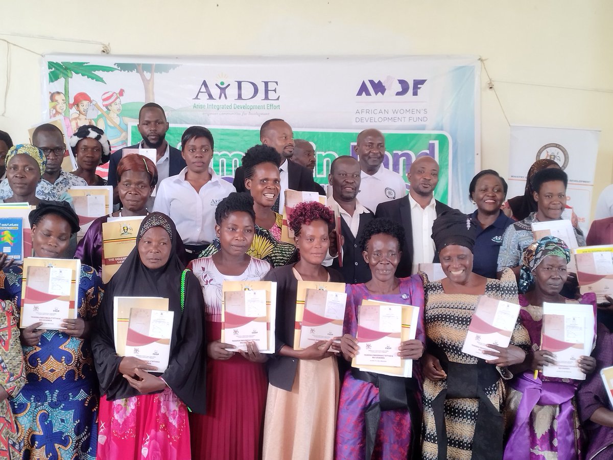 AriseEffort's tweet photo. Today we held a dialogue/engagements with a delegation from ministry of lands, at kayunga district headquarters to respond to the issues raised by the women reps. concerning land registration, ownership, absentee landlord and possible land reform. @awdf01 https://t.co/pqwmeX8vK5