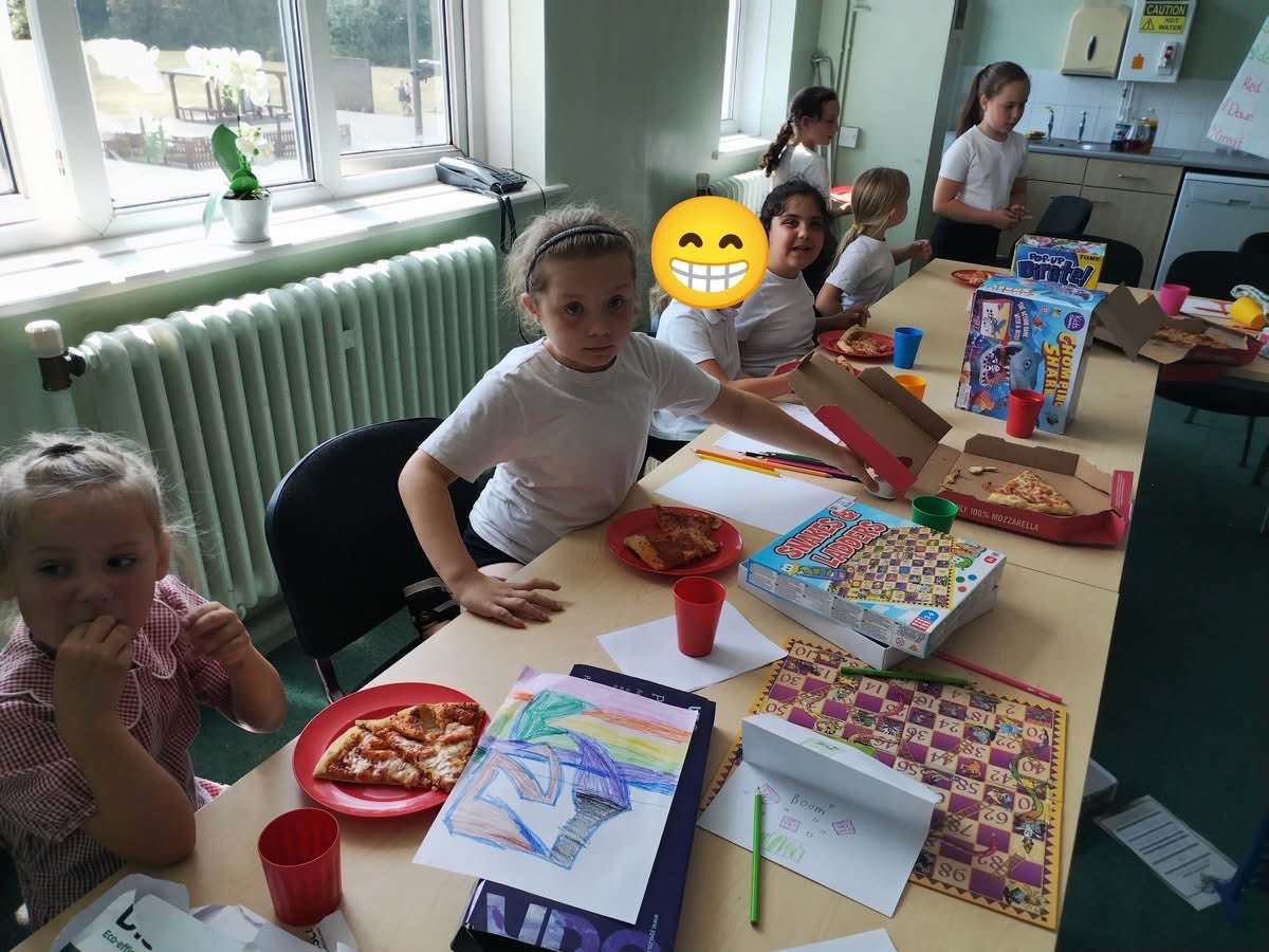 BHSP874's tweet image. These children earned the mystery prize with 50 tokens for reading at home 3 times a week. The children had a lovely time playing games, drawing, watching a film and enjoying takeaway pizza. @ExceedLP