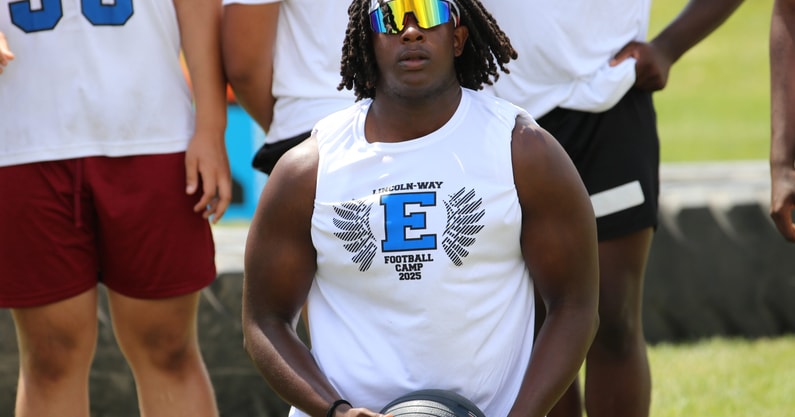 Three-star offensive tackle Mason Halliman breaks down some of his new offers and gives the latest on his recruitment going into his junior season.

on3.com/sites/badger-b… (On3+) #Badgers