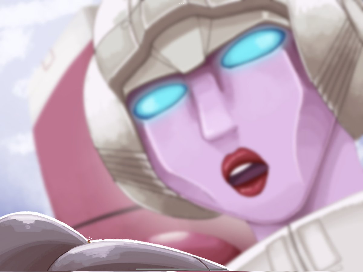 I've not been sleeping so I went nuts last night and painted this. I've wanted to draw arcee for agessss

#arcee #transformers #giantess #sizesky
