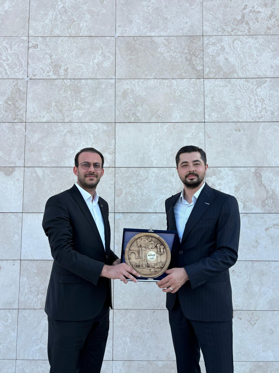 Genç MÜSİAD Şanlıurfa Şubesi olarak, teşkilat çalışmaları ve şube arası iş birliği kapsamında Mersin Genç MÜSİAD Şubesine bir ziyaret gerçekleştirdik. Samimi bir ortamda gerçekleşen ziyarette, iki şube arasında tecrübe paylaşımı, ortak proje geliştirme süreçleri ve bölgesel