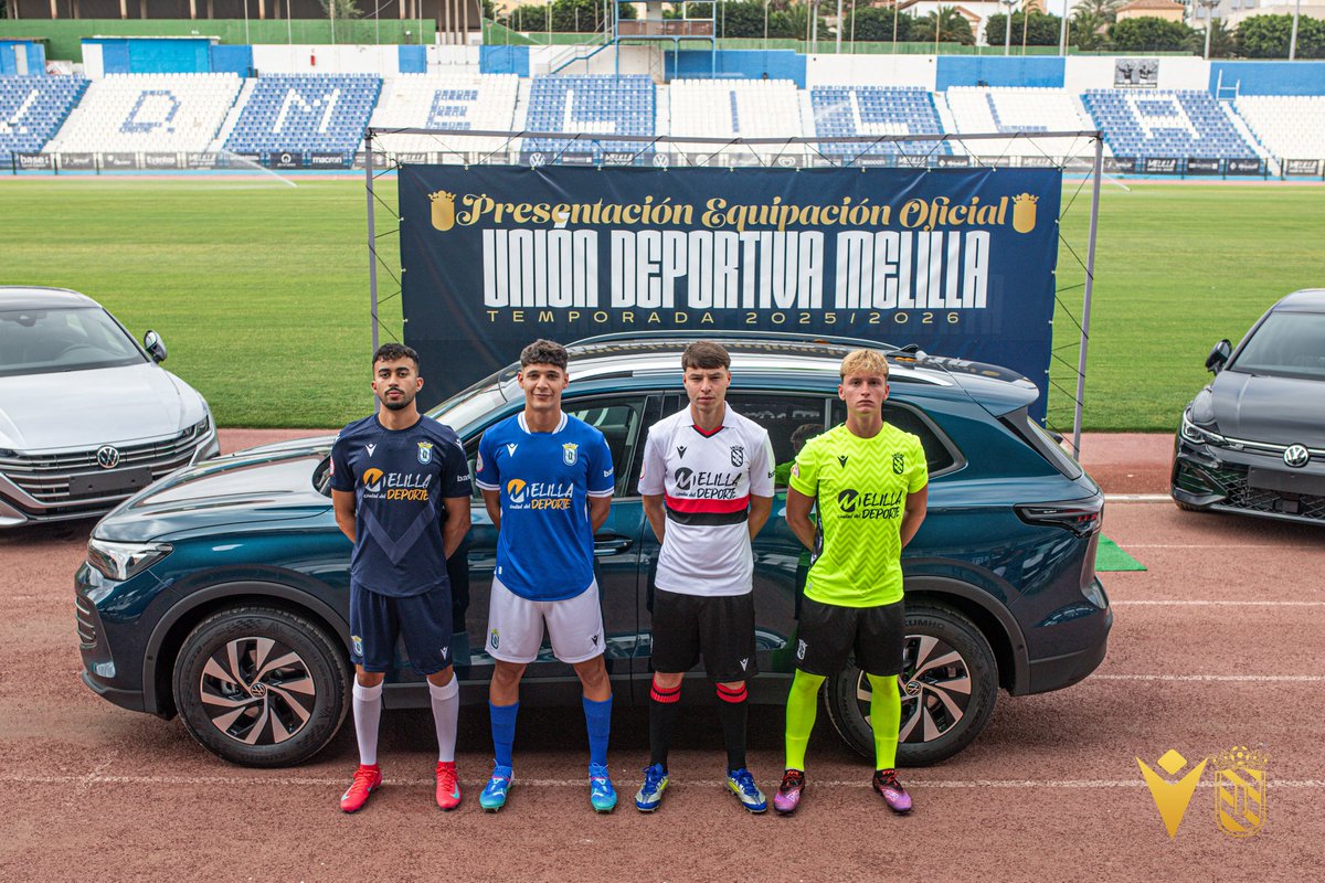 🆕¡𝐘𝐚 𝐞𝐬𝐭𝐚́𝐧 𝐚𝐪𝐮𝐢́! 🤩

👕Estas son las nuevas equipaciones de la <a href="/UDMelilla/">Unión Deportiva Melilla</a> para la temporada 2025/26. 

🧬Con estas elásticas defenderemos nuestro escudo en #SegundaFederacion, #TerceraFederacion y #JuvenilDH 

💙🤍💛¡Qué bonitas son! ¿Te gustan? 👀

#Recuperar