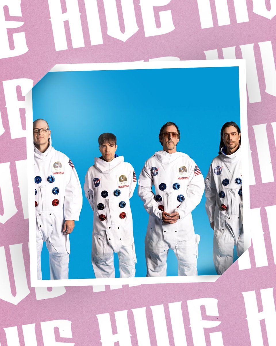 REVIEW: We went to catch <a href="/Weezer/">weezer</a> at the Piece Hall in Halifax, with support from Teen Mortgage and Bad Nerves!

📝: <a href="/ewanmainstage/">Ewern off of main stage x</a> 

🔗: hivemagazine.net/live-reviews/w…