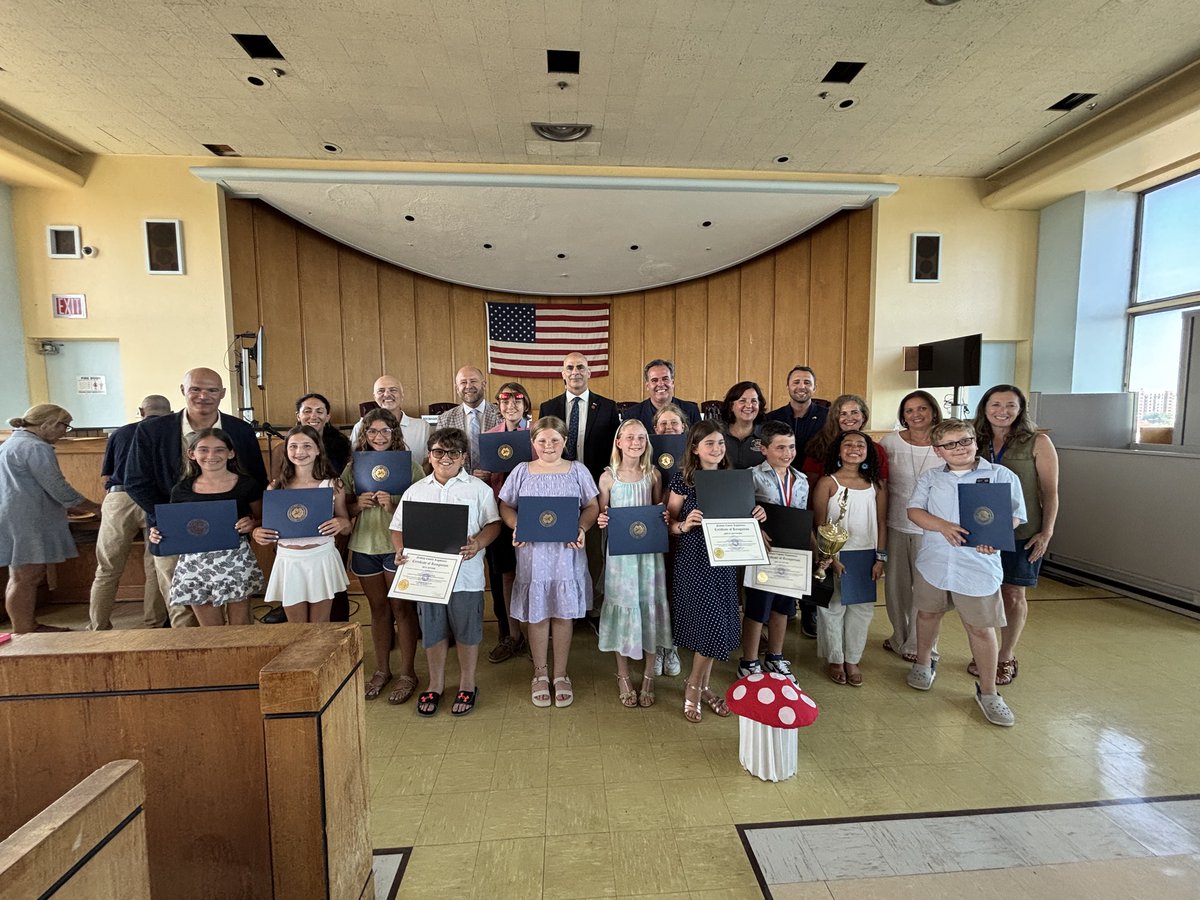 Long Beach students are World Champions! They competed against teams from across the country and the world in Odyssey of the Mind, an international problem solving competition. Not only did they learn the skills necessary to win, they learned the importance of working together,
