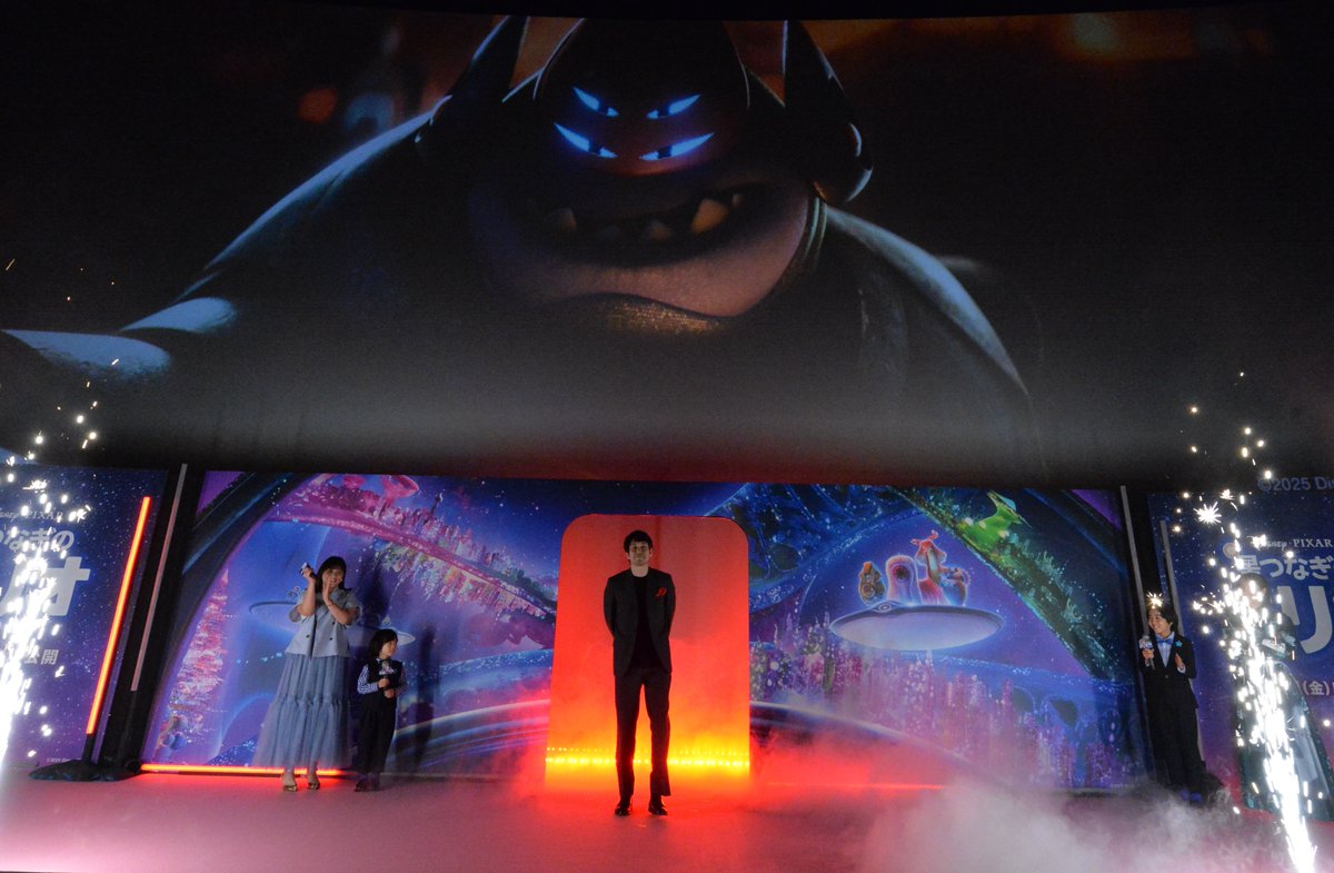 『#星つなぎのエリオ』
星々の世界へ #七夕 の願いごと披露🎋
七夕ジャパンプレミア レポート🌌
⠀
日本版声優 登壇💫
エリオ役 #川原瑛都 さん
オルガ役 #清野菜名 さん
グロードン役 #佐藤大空 さん
グライゴン役 #松山ケンイチ さん
ウゥゥゥゥ役 #野呂佳代 さん
メルマック役 #マユリカ 中谷さん