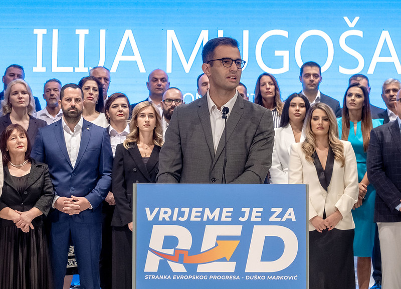 Gdje ide novac građana Podgorice?

Izvršenje budžeta Glavnog grada za 2024. godinu ukazuje na ozbiljan disbalans između troškova i stvarnih potreba građana. Dok projekti kasne, a kapitalni izdaci se ne realizuju, novac se troši na sporedne stavke.

U ovom trenutku:
- Potrošeno je
